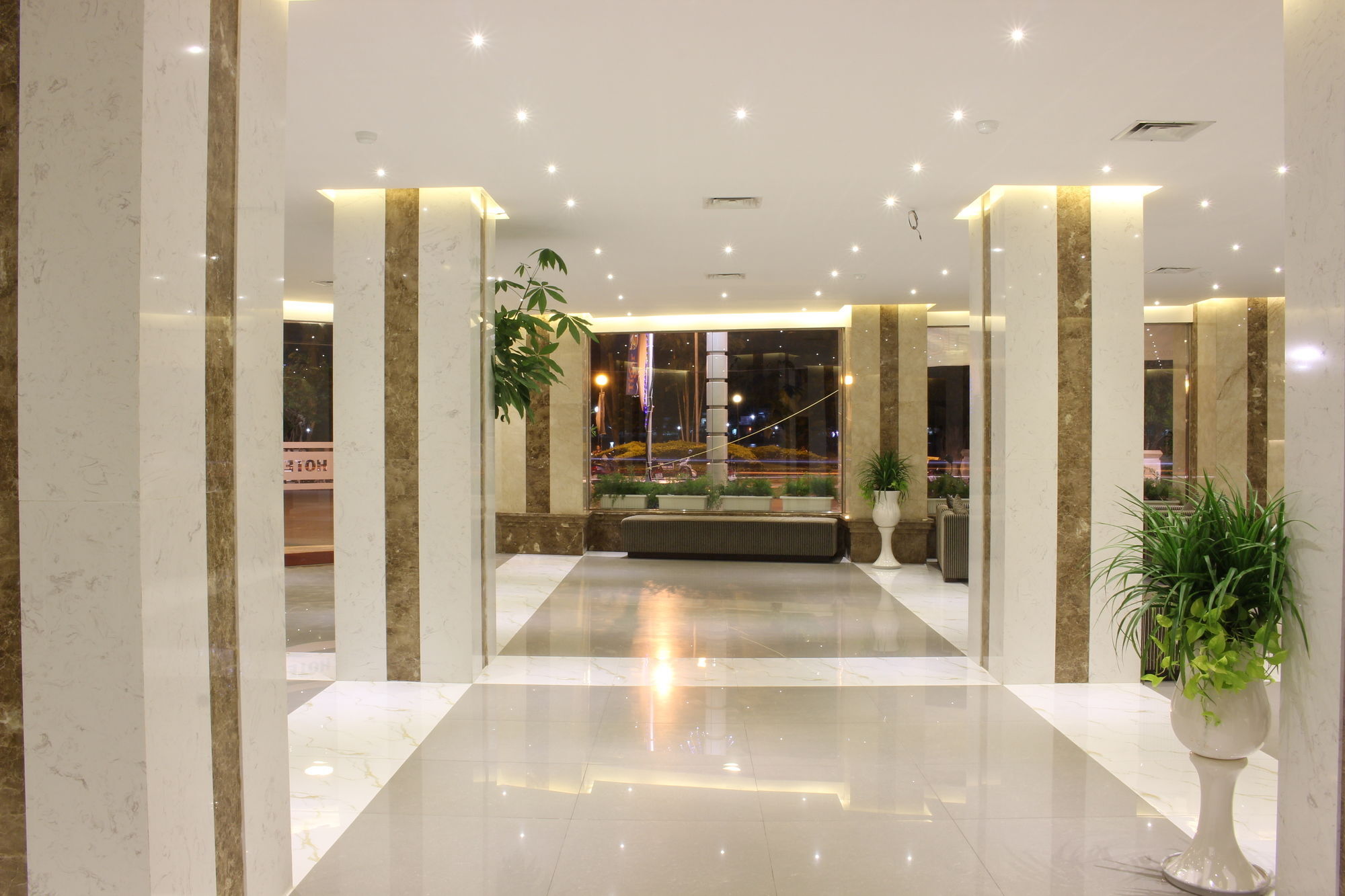 International Hotel Can Tho Bagian luar foto