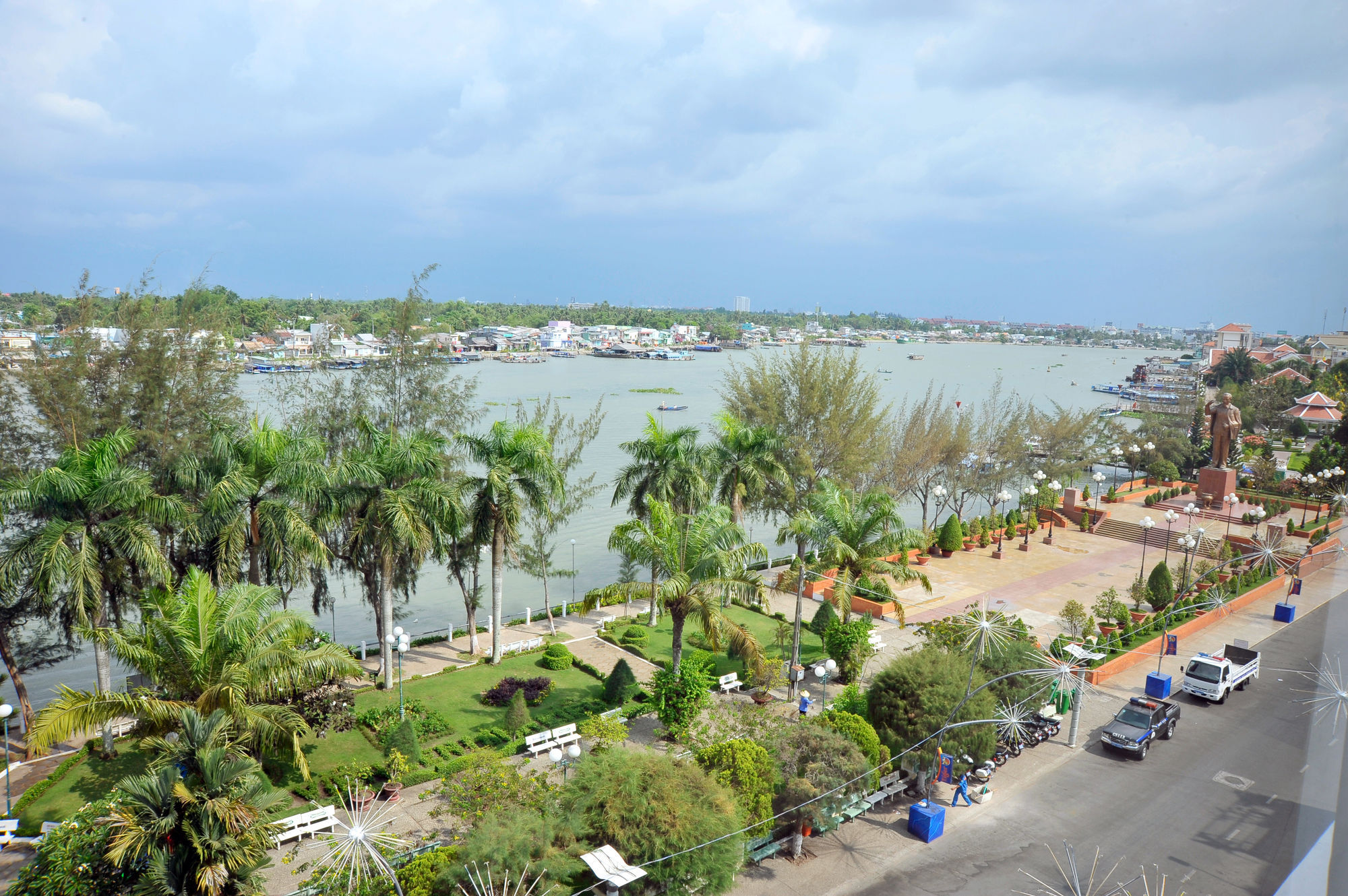 International Hotel Can Tho Bagian luar foto